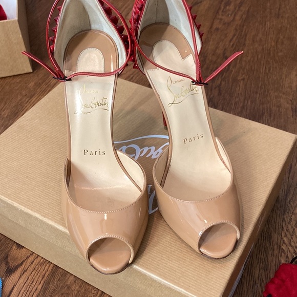 Christian Louboutin Pina spike nude heels - Picture 4 of 13